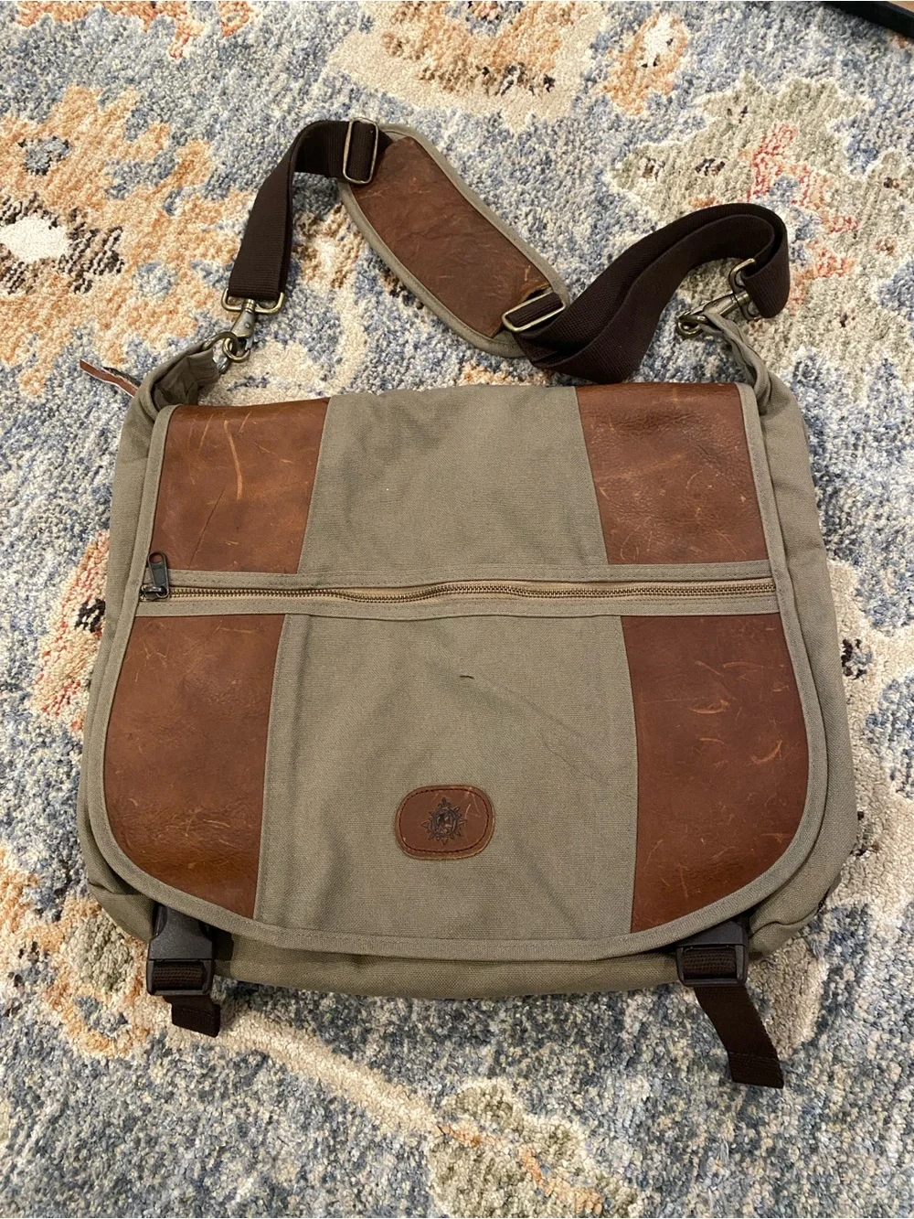 Bag, Men's Canvas Messenger Olive w/Brown Leather Trim